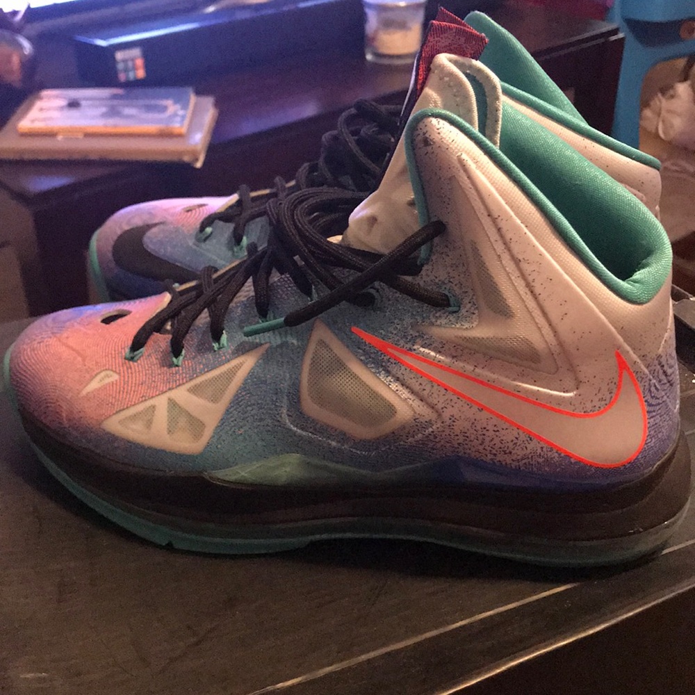 Lebron X Exclusive